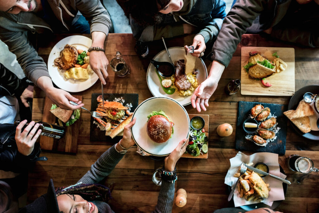 The Best Dining Near Regency Estates in Avon: A Local Food-Lover’s Guide